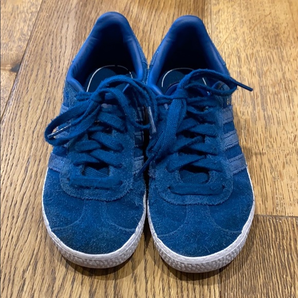 kids blue adidas shoes